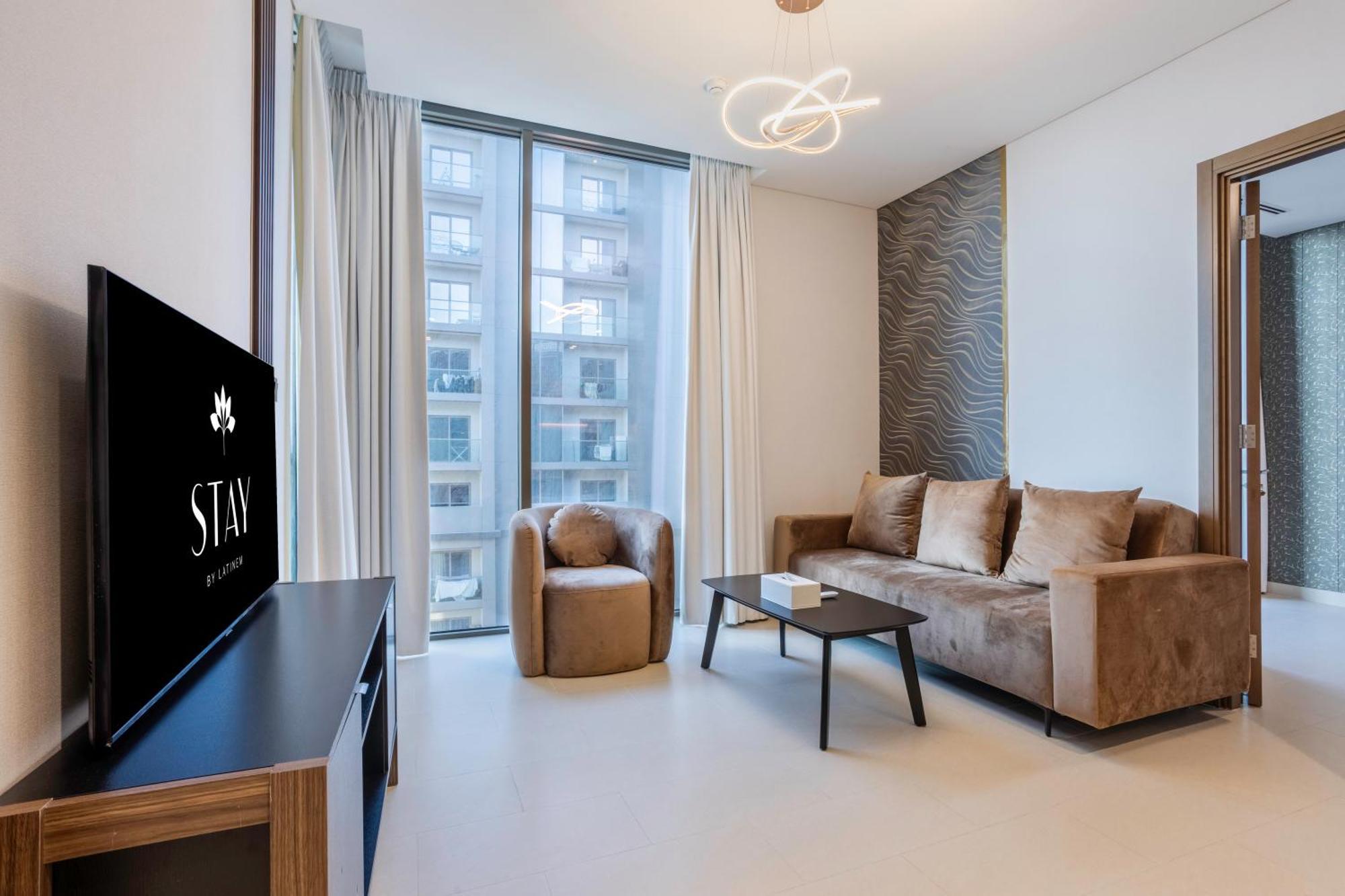 Stay By Latinem Luxury 1Br Plus Study Holiday Home Cv A2712 Near Downtown Dubai Exterior photo